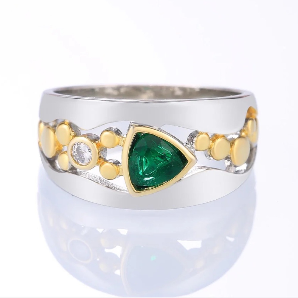 Emerald Green / Gemstone / Statement / Ring / Sil… - image 7